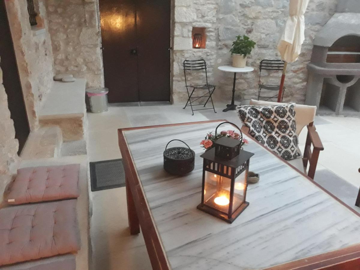 Aspasia House Ítilo Kültér fotó