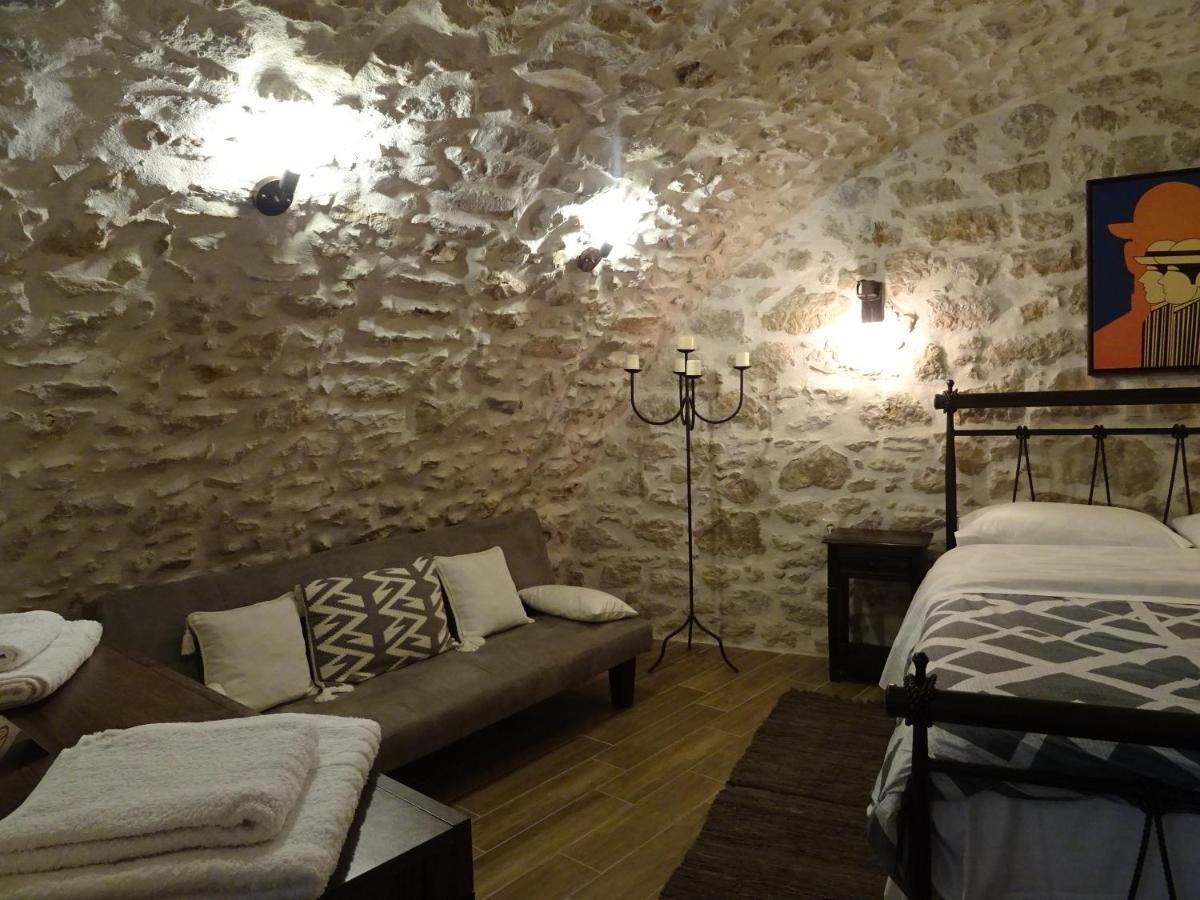 Aspasia House Ítilo Kültér fotó