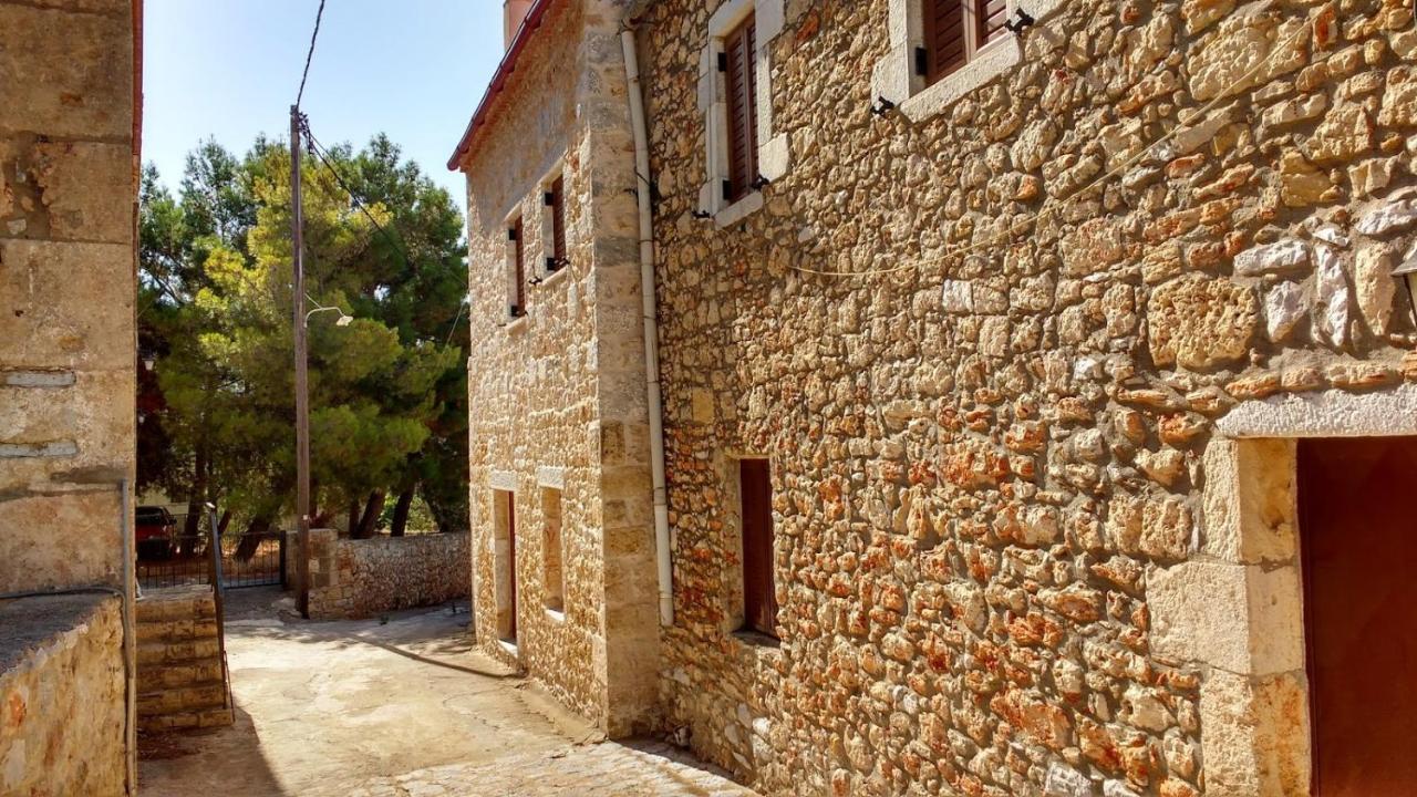 Aspasia House Ítilo Kültér fotó