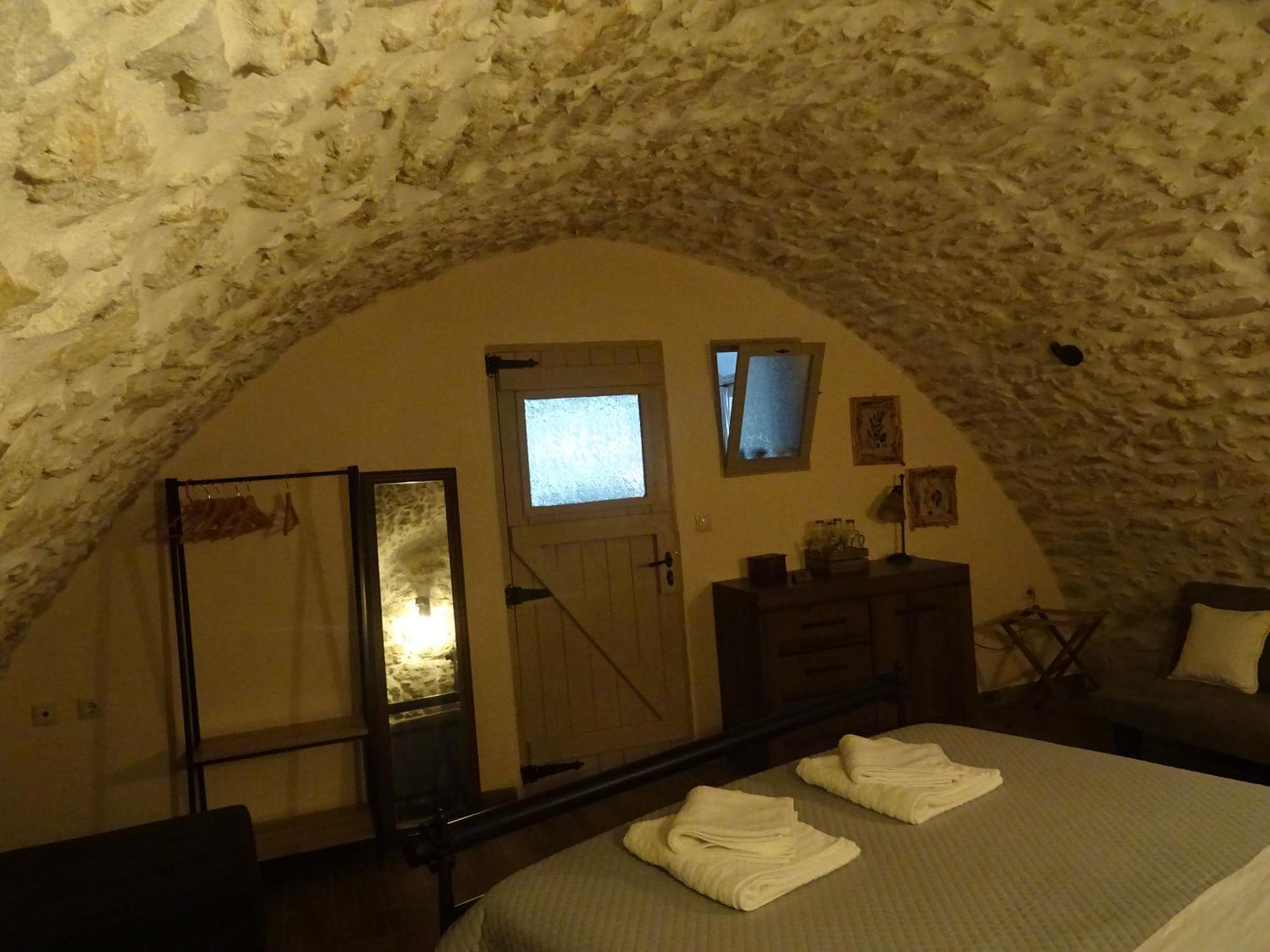 Aspasia House Ítilo Kültér fotó